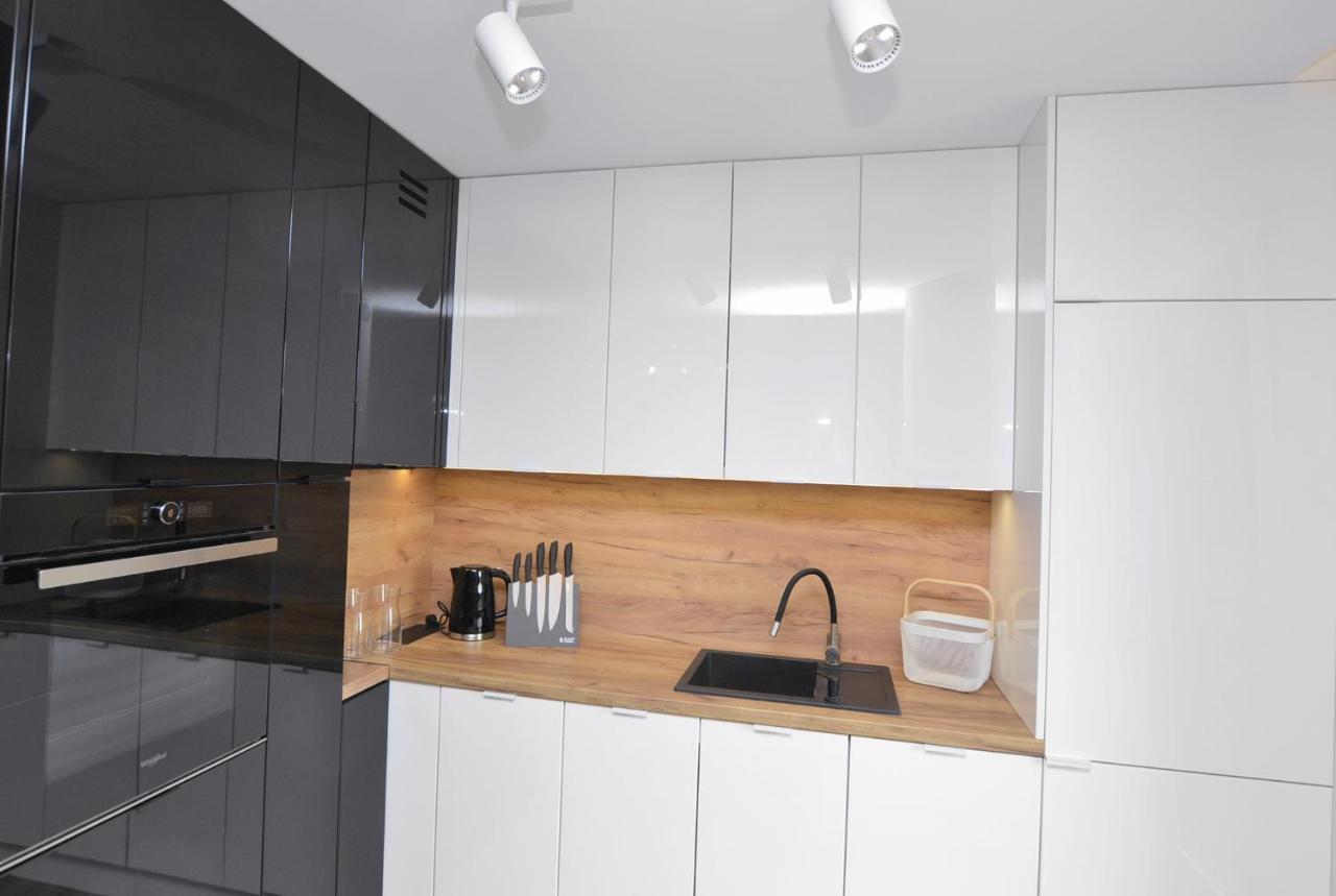 Apartament Krolowej Bony- Z Garazem Centrum Gliwic Gliwice Kültér fotó